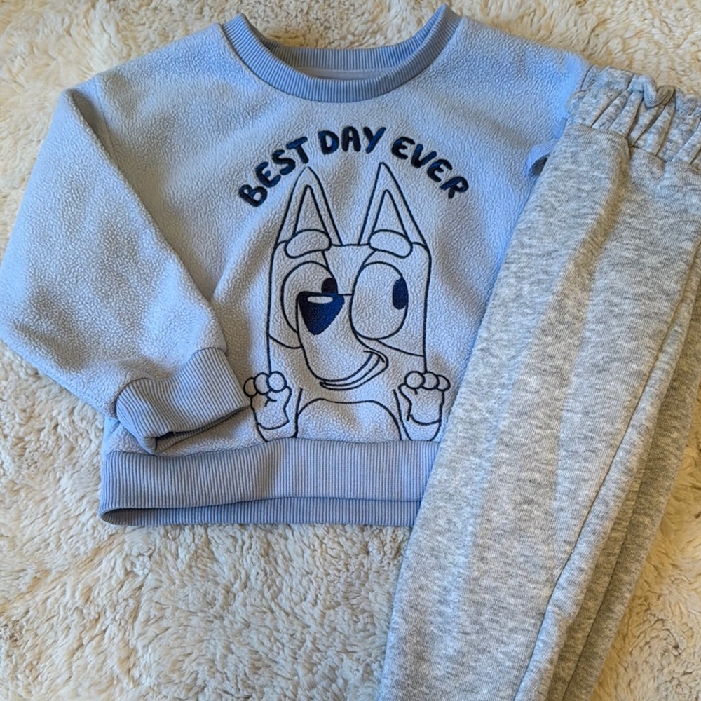 Blue Graphic Sweatshirt and Gray Pants Set